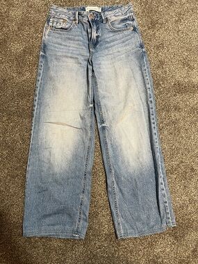 stradivarius Light Blue Low Rise Straight-Leg Jeans